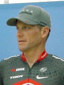 Lance Armstrong Tour 2010 team presentation (cropped).jpg